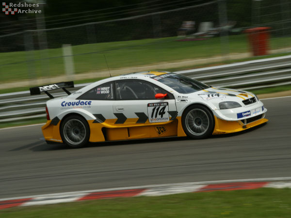 Hirst / Wood - DTM Opel Astra