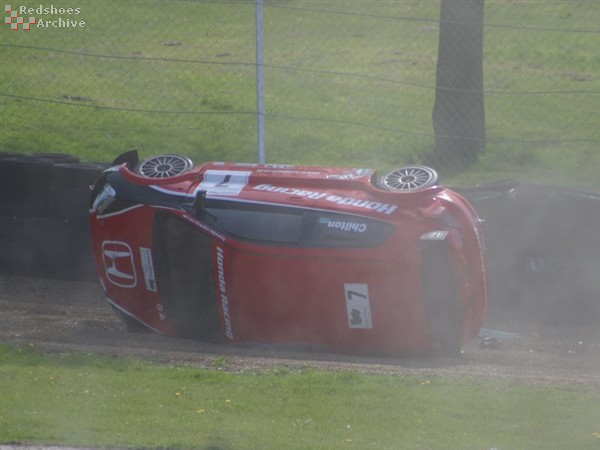 Tom Chilton in the barrier