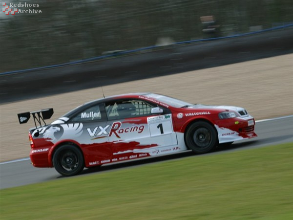 Yvan Muller - VX Racing Vauxhall Astra Coupe